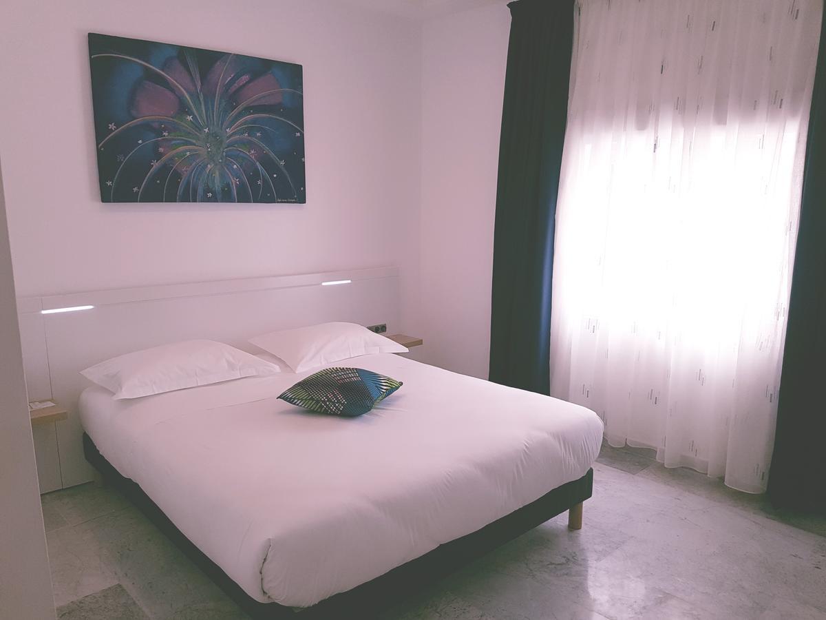Hotel Ahoefa King Salomon Garden ロメ エクステリア 写真